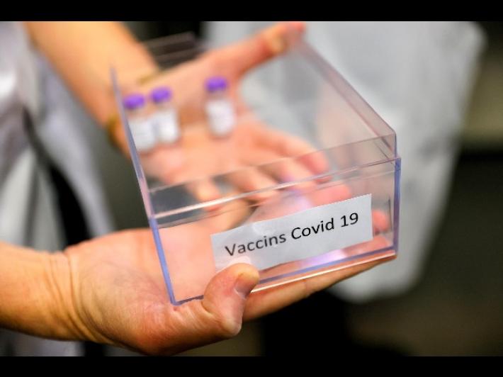 Report della Regione: i non vaccinati rischiano 10,9 volte in pi&ugrave; di finire in intensiva e 4,5 volte in pi&ugrave; di essere ricoverati