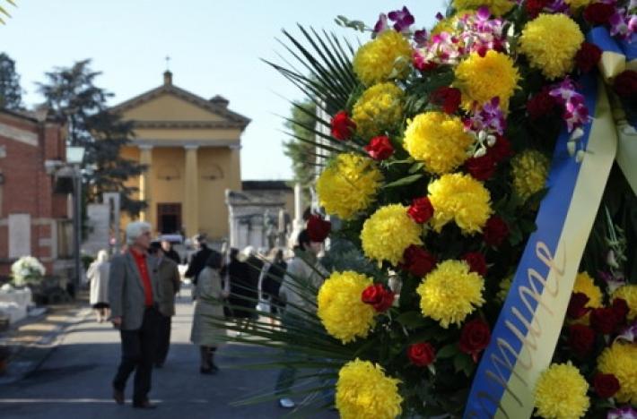 Commemorazione dei defunti: gli orari dei cimiteri e delle messe a Parma 