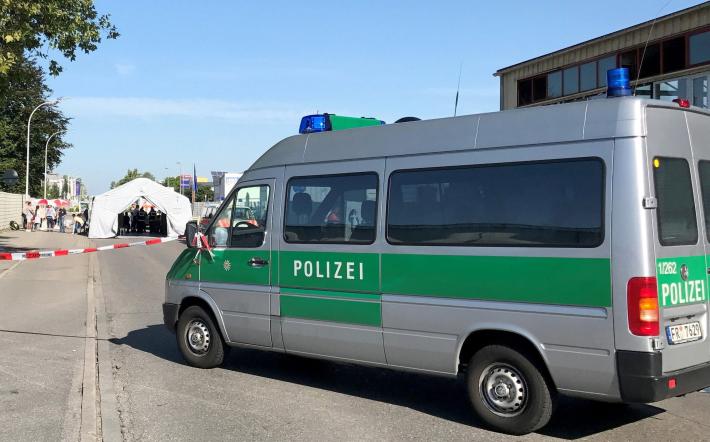 Sparatoria a Monaco di Baviera: un morto, &egrave; caccia all'uomo