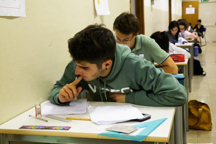 Maturit&agrave; - Luciano per greco: la traduzione.  Calcoli integrali allo scientifico 
