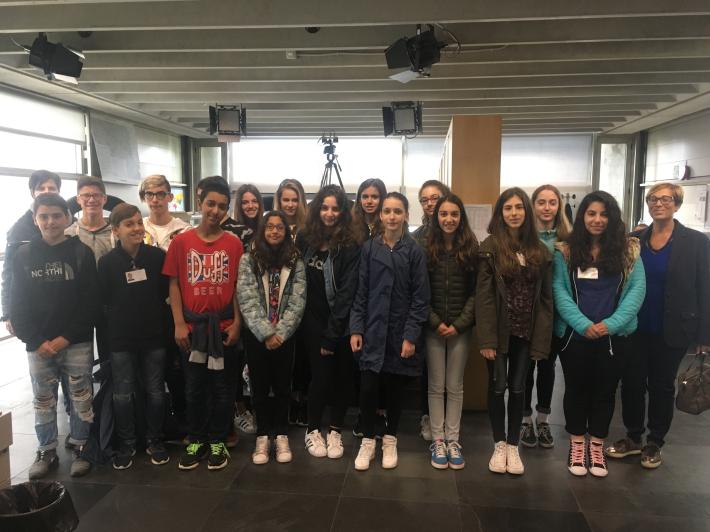 I ragazzi della 2&deg; D della scuola media di Trecasali 