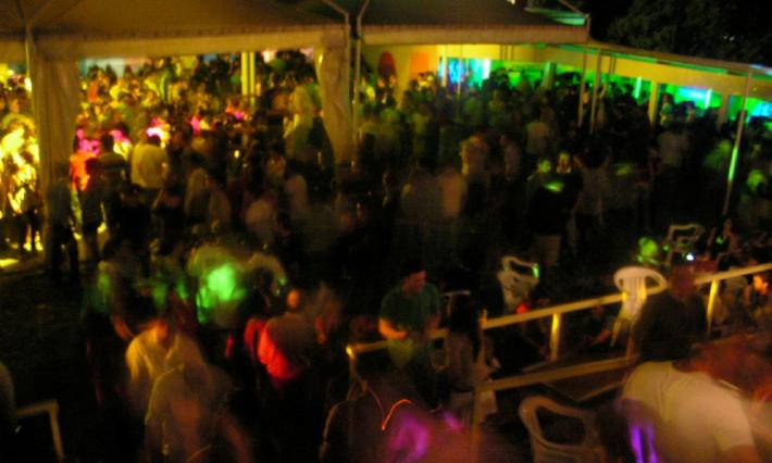 Niente discoteca per tre ragazzi di colore