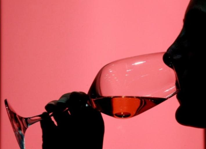 Etichette sanitarie sulle bottiglie di vino (in Irlanda), l'Emilia Romagna: "Ci opporremo in ogni sede&rdquo;