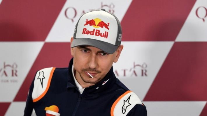 Jorge Lorenzo chiede ancora un mese