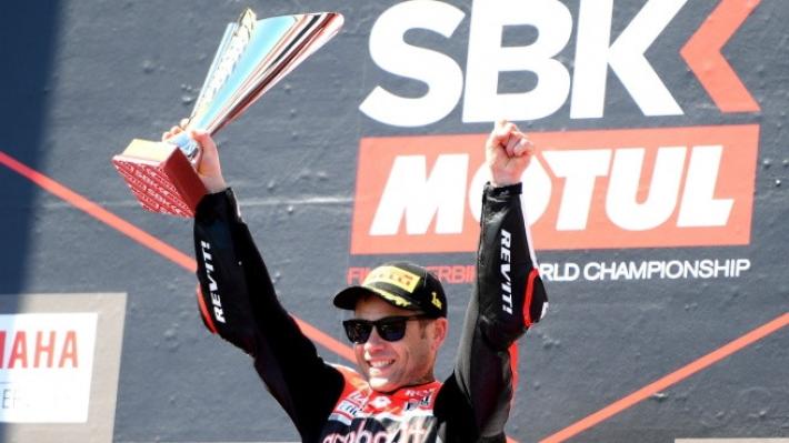 Superbike: colpo grosso della Ducati