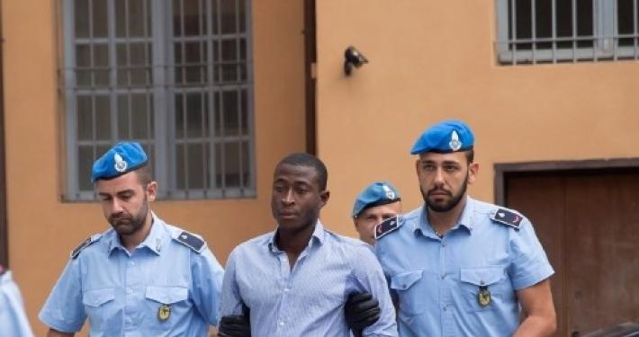 Solomon, un caso psichiatrico. In Via Burla rischia