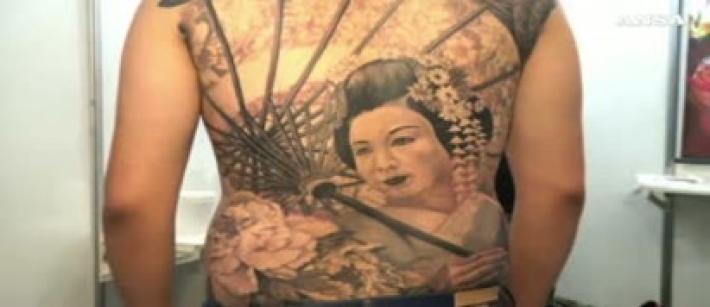 Ritirati 9 colori per tatuaggi: sono cancerogeni