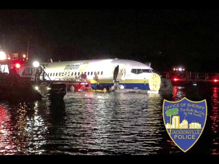 Boeing finisce in un fiume in Florida