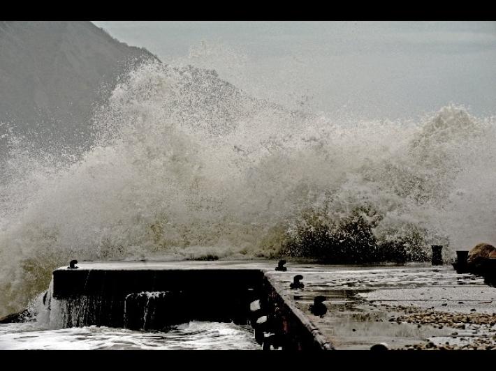Sardegna:maestrale a 70 km/h, navi dirottate