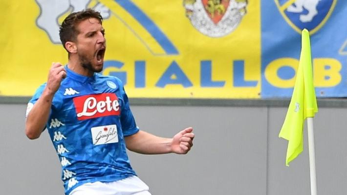 Napoli, Mertens allontana l'addio