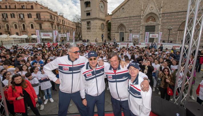 Un campione per amico. A lezione di sport  e di  vita da quattro miti