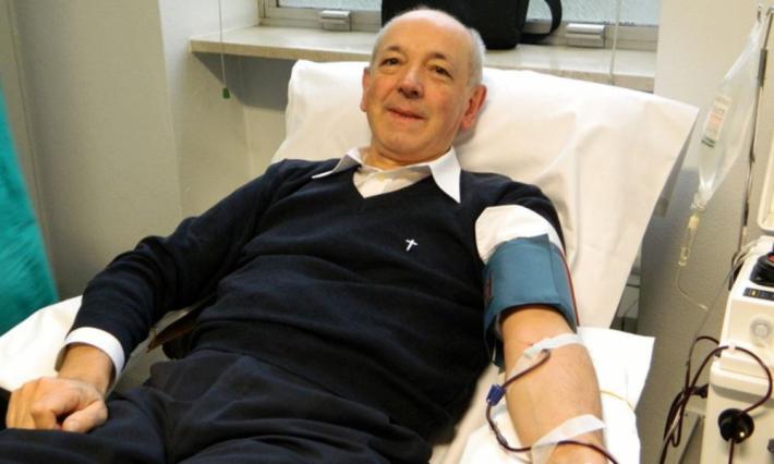 Padre Fausto Guerzoni, il recordman delle donazioni