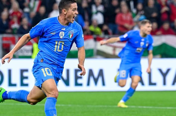 Raspadori Dimarco: l'Italia batte l'Ungheria 2-0 e va alle Final Four di Nations League