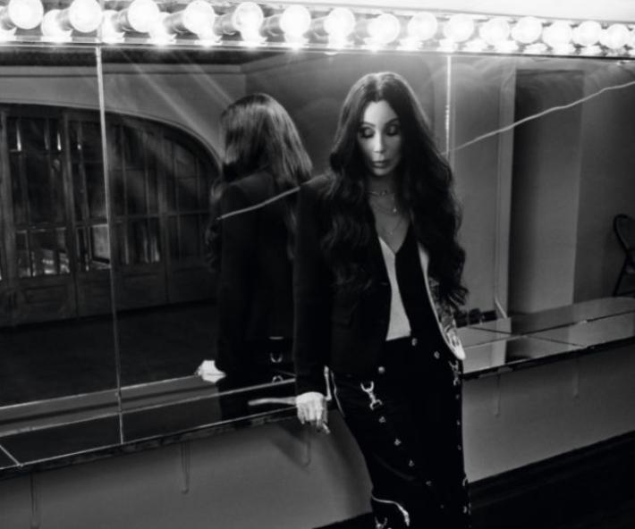 Calendario Pirelli, Bryan Adams firma "On the Road"