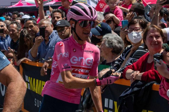 Hindley vince sul Blockhaus, Lopez resta leader del Giro