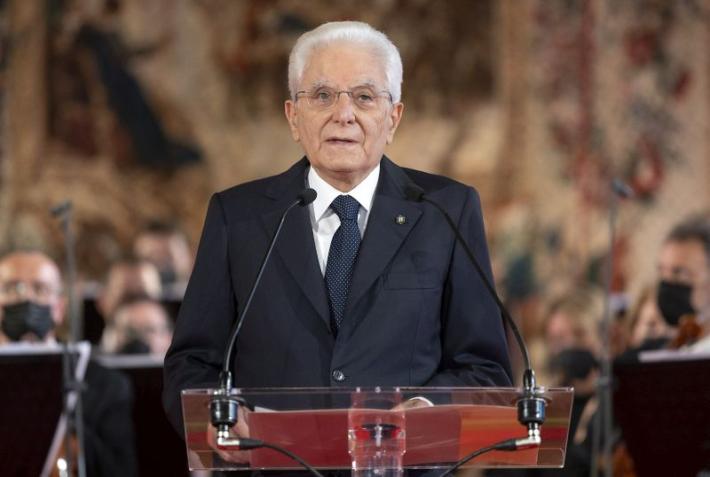 Il presidente Mattarella ricoverato in ospedale per un intervento programmato 