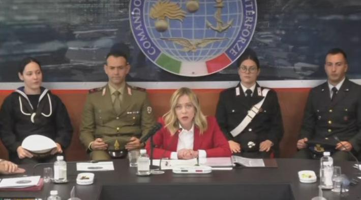 Meloni ai militari all'estero "Grazie a nome dell'Italia"