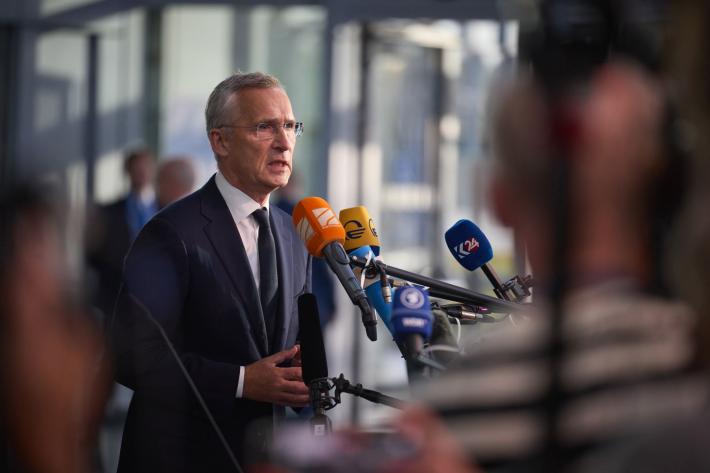 Stoltenberg "Potenziali tensioni in Kosovo e Bosnia-Erzegovina"