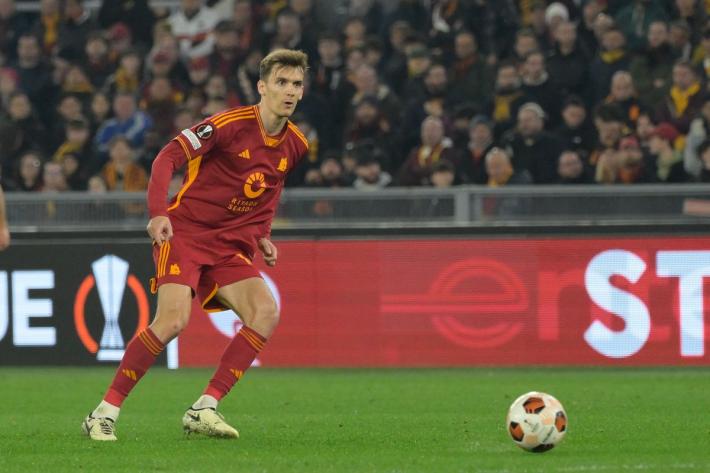 La Fiorentina spreca e la Roma pareggia 2-2 al 95'