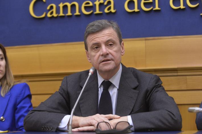 Calenda "Conte sar&agrave; il Dracula del Pd, Schlein lo molli"