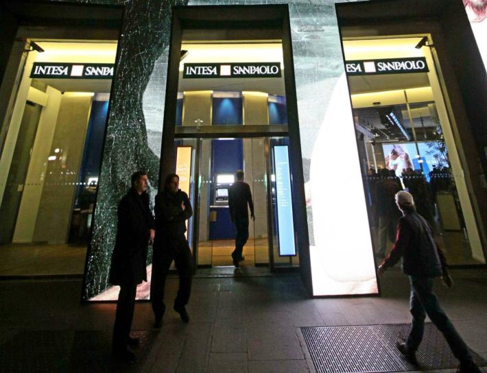 Intesa Sanpaolo, con "Giovani e Lavoro" formati oltre 4.300 under 30