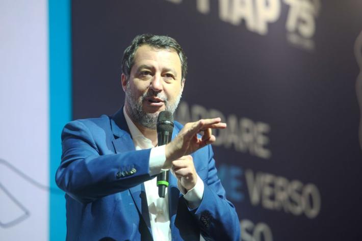 Ponte sullo Stretto, Salvini "Creer&agrave; lavoro, sar&agrave; operazione antimafia"