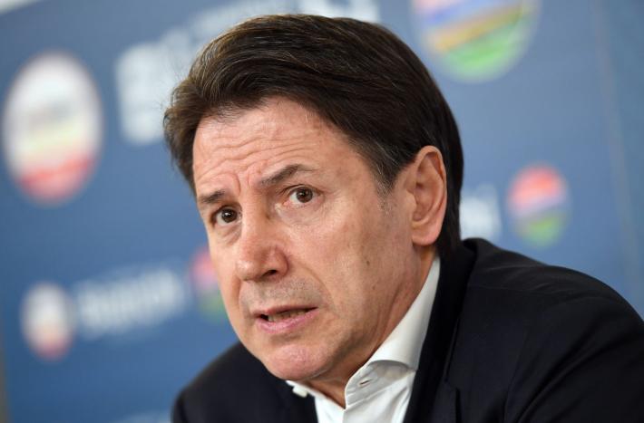 Conte "Serve un reddito di cittadinanza europeo"