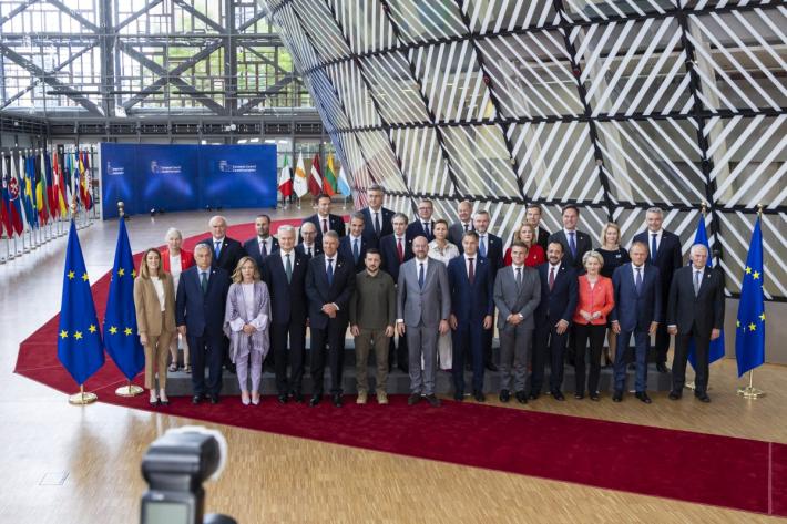 Primo via libera a Von der Leyen bis, Meloni "Errore di metodo e merito"