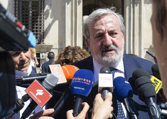 Emiliano impugna legge sull'Autonomia differenziata alla Consulta