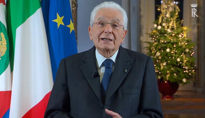 Mattarella: "Mai come adesso la pace grida la sua urgenza"