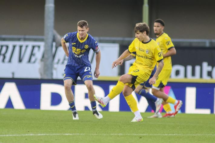 Pari senza gol nello scontro salvezza fra Verona e Parma