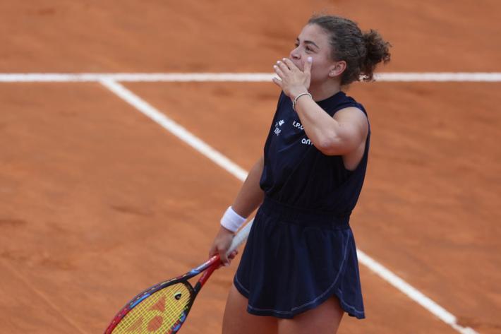 Roma, Paolini rimonta la Shnaider, &egrave; in semifinale a Roma. La prima italiana dopo 11 anni