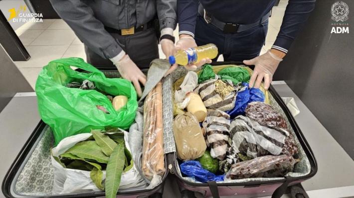 Milano, a Linate sequestrate 6,5 tonnellate di alimenti non sicuri
