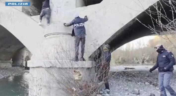 Blitz congiunto Italia-Francia contro l'immigrazione clandestina, 15 arresti