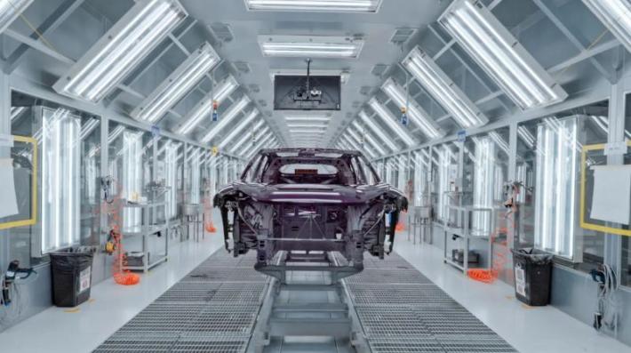 Cina, la gran parte delle aziende manifatturiere ha adottato sistemi digitali