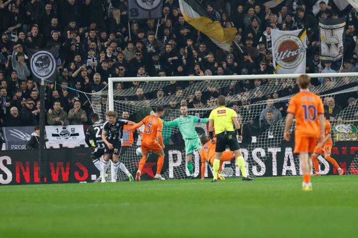 L'Udinese torna a vincere, tris alla Fiorentina