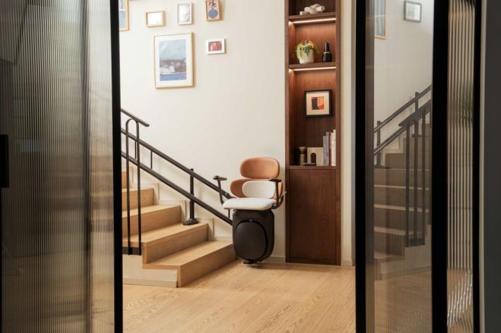 Mobilit&agrave; domestica, una ricerca Stannah sfata stereotipo dell'anziano sedentario