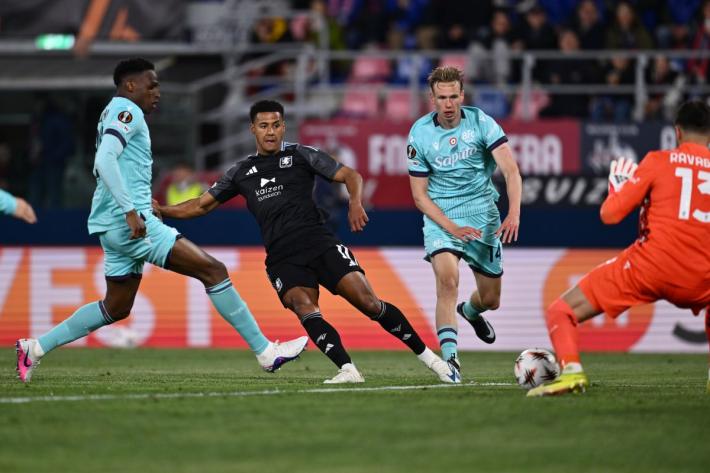 Il Bologna crea e l'Aston Villa segna, al Dall'Ara vincono gli inglesi 3-1