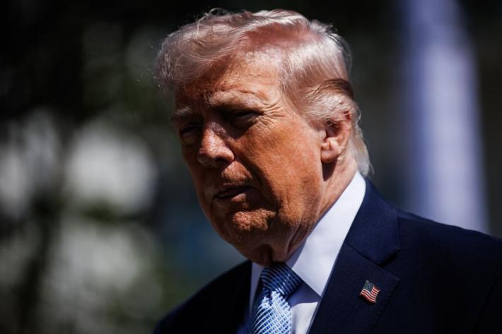 Trump "Pessimo lavoro Iran sulla gestione del petrolio a Hormuz"