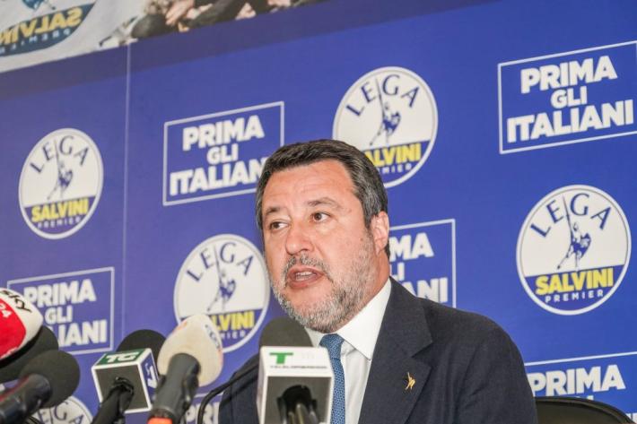 Salvini "Ue sorda e assente, bisogna cambiare regole"