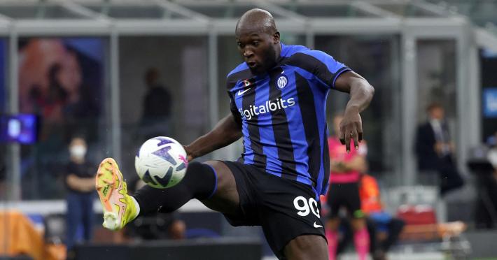 "Distrazione ai flessori", per Lukaku niente derby e niente Bayern