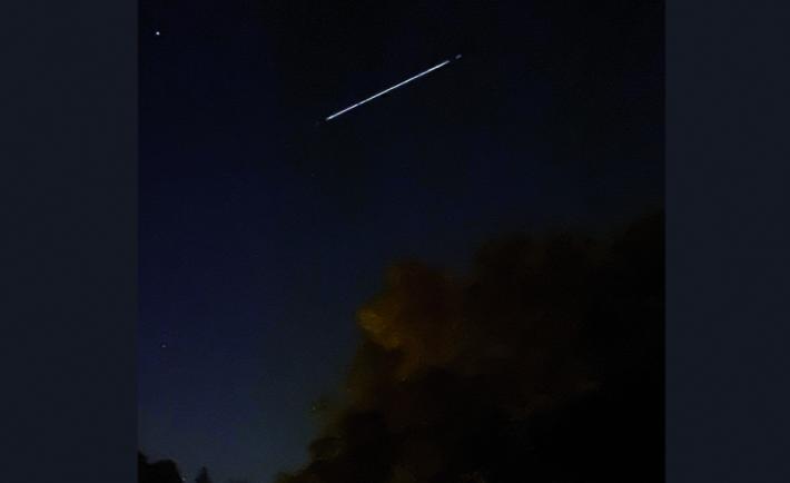 Scia nel cielo di Bosco di Corniglio