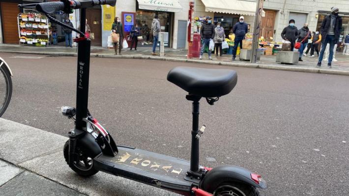 Intensificati i controlli della Polizia Locale sull&rsquo;uso corretto dei monopattini elettrici 