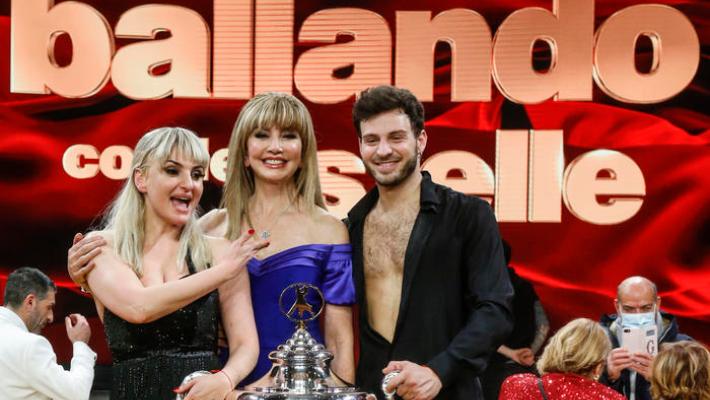Arisa trionfa a "Ballando" nell'edizione record di ascolti