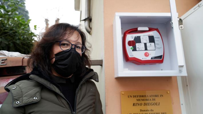 defibrillatore rino regoli