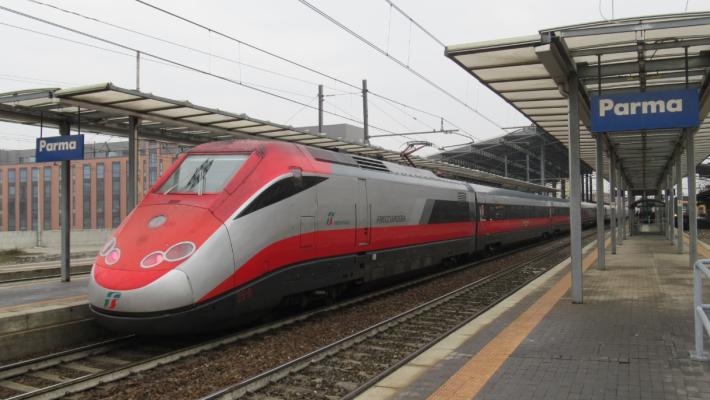 Sul Frecciarossa nel «livello» Executive: 85 euro per andare a Milano. Otto posti in mezza carrozza