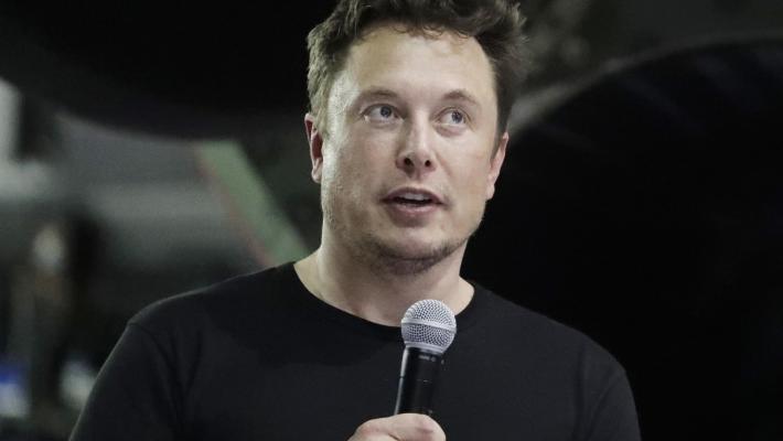 Lactalis, le strategie e i programmi. Elom Musk: è vera gloria?