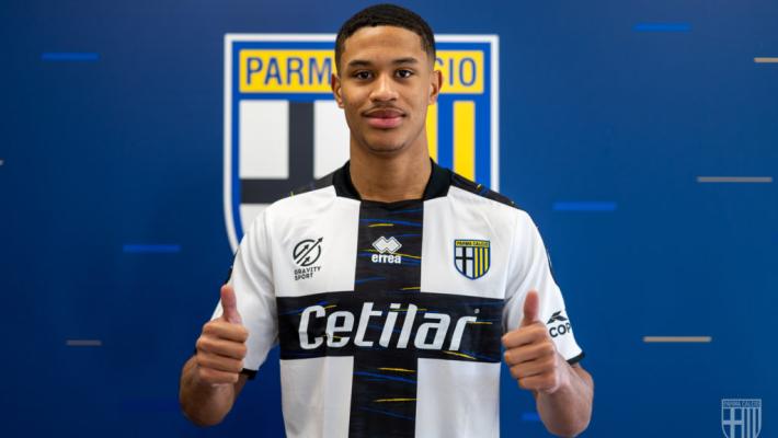 Jayden Quinn Oosterwolde è un calciatore crociato