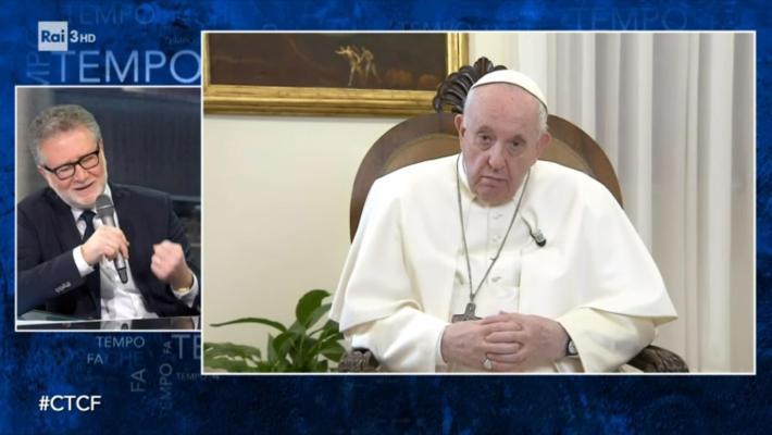 Il Papa in tv (da Fazio): "Toccare è farsi carico degli altri. Cosi' fanno i medici e gli infermieri"