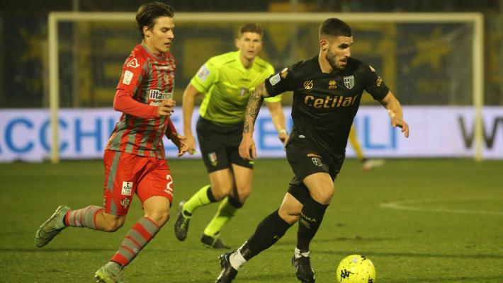 Primo tempo intenso, il Parma non capitalizza le occasioni, la Cremonese sì: Cremonese-Parma 1-0 all'intervallo